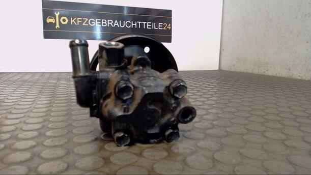 Foto: PUMPE SERVOLENKUNG eines Nissan Almera 1.4 GLSi