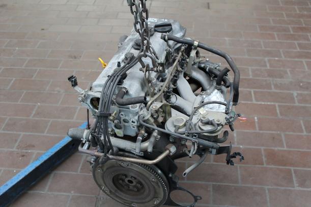 Foto: MOTOR GA14 DE eines Nissan Almera 1.4 GLXi