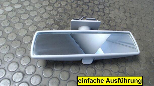 Foto: INNENSPIEGEL eines VW Touran 1.9 TDI
