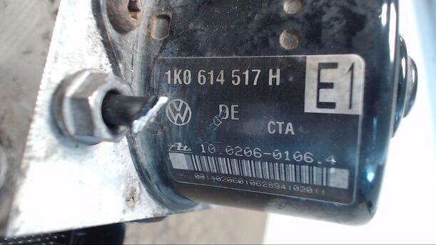 Foto: HAUPTBREMSAGGREGAT ABS eines VW Touran 1.9 TDI