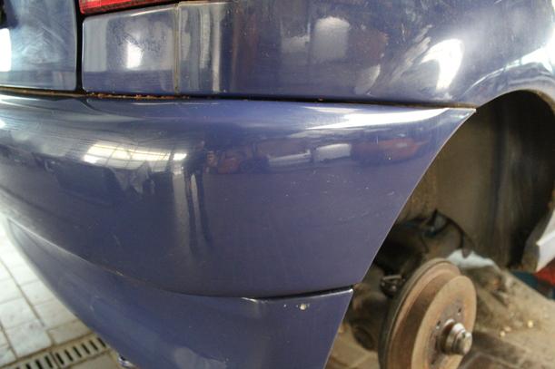 Foto: STOSSFÄNGER OBERTEIL HINTEN eines VW Polo 50 groove up!