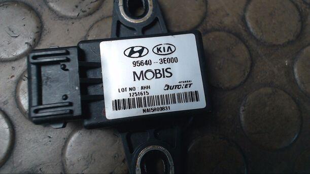 Foto: ESP SENSOR eines Kia Sorento 2.5 CRDi GL