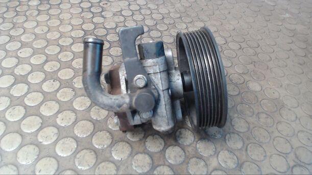 Foto: PUMPE SERVOLENKUNG eines Kia Sorento 2.5 CRDi GL