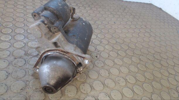 Foto: ANLASSER / STARTER BOSCH eines Opel Vectra 1.8 Caravan