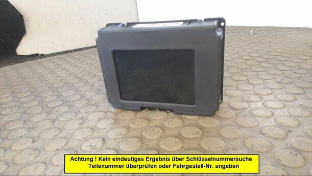 Foto: DISPLAY/BILDSCHIRM eines Opel Vectra 1.8 Caravan