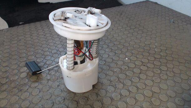 Foto: KRAFTSTOFFPUMPE eines Ford Fiesta 1.4
