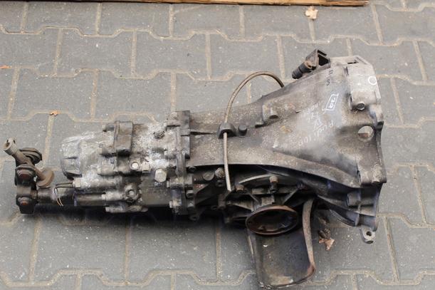 Foto: SCHALTGETRIEBE 5-GANG 3Q eines AUDI AUDI 100 5S