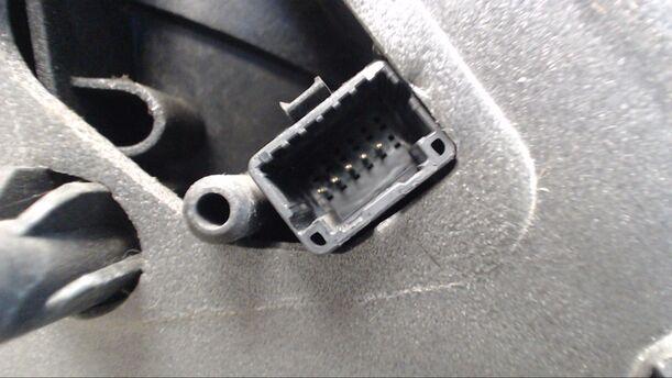 Foto: AUSSENSPIEGEL ELEKTRISCH VERSTELLBAR LINKS eines Renault Clio 1.5 dCi