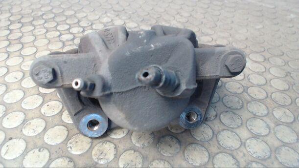 Foto: BREMSSATTEL VORNE LINKS eines Renault Clio 1.5 dCi