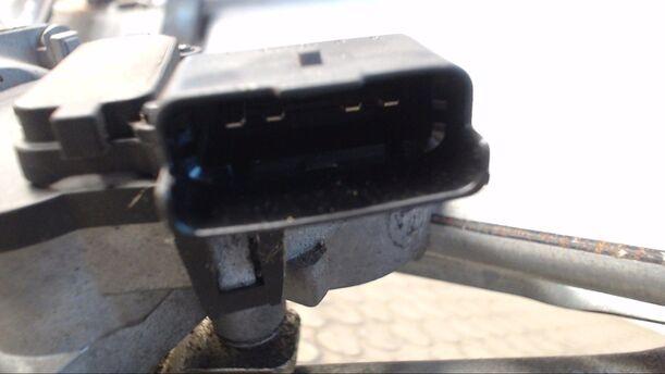 Foto: SCHEIBENWISCHERMOTOR VORN eines Citroen C2 1.1