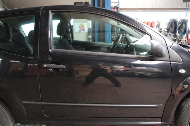 Foto: TÜR VORN RECHTS eines Citroen C2 1.1