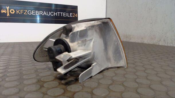 Foto: BLINKER VORN LINKS eines BMW 318i