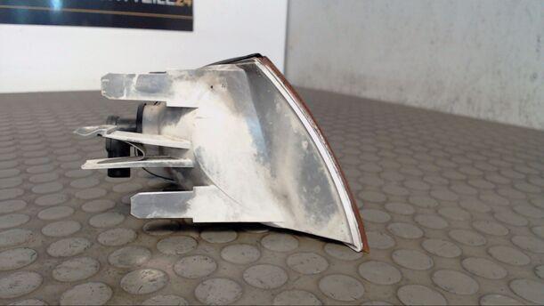 Foto: BLINKER VORN LINKS eines BMW 318i