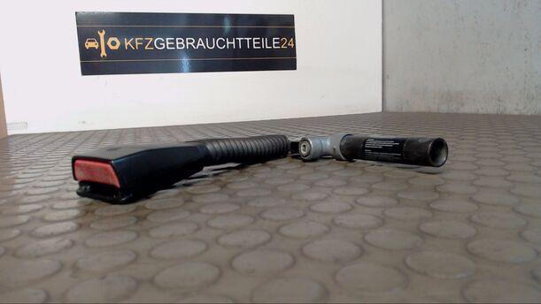 Foto: GURTSTRAFFER / GURTSCHLOSS VORN RECHTS eines BMW 318i