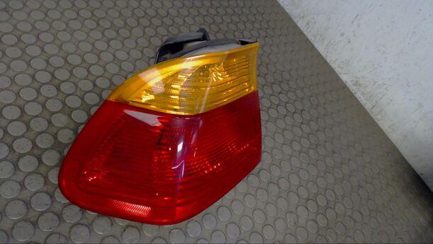 Foto: HECKLEUCHTE AUSSEN LINKS eines BMW 318i