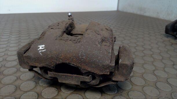 Foto: BREMSSATTEL HINTEN LINKS eines BMW 318i