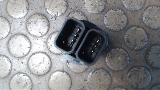 Foto: FENSTERHEBERSCHALTER eines Ford Ka