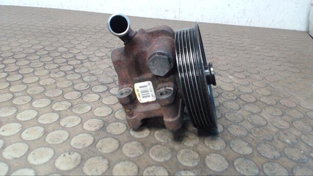 Foto: PUMPE SERVOLENKUNG eines Ford Ka