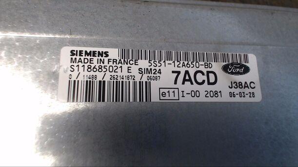 Foto: STEUERGERÄT EINSPRITZUNG eines Ford Ka