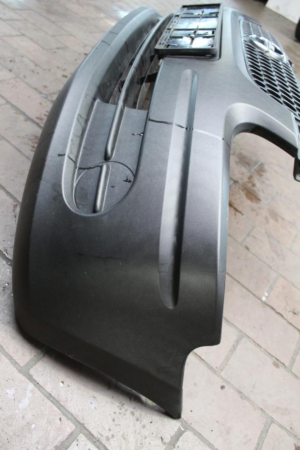 Foto: STOSSFÄNGER/ STOßSTANGE VORN eines Opel Agila 1.0 12 V GLX