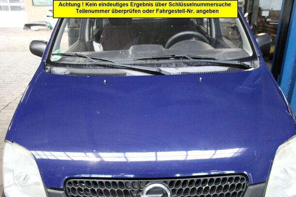Foto: MOTORHAUBE eines Opel Agila 1.0 12 V GLX