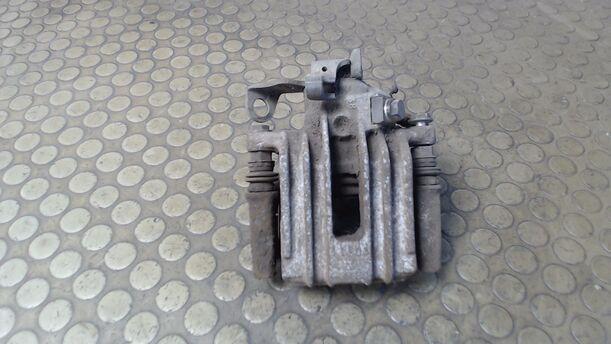 Foto: BREMSSATTEL HINTEN RECHTS eines VW Golf 1.9 TDI LX