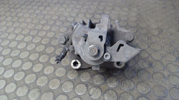 Foto: BREMSSATTEL HINTEN RECHTS eines VW Golf 1.9 TDI LX