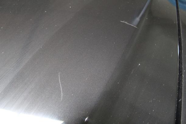 Foto: MOTORHAUBE eines Peugeot 307 90 LX