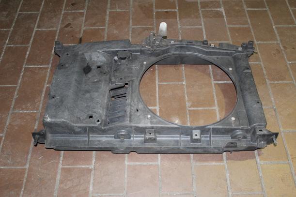 Foto: SCHLOSSTRÄGER eines Peugeot 307 90 LX
