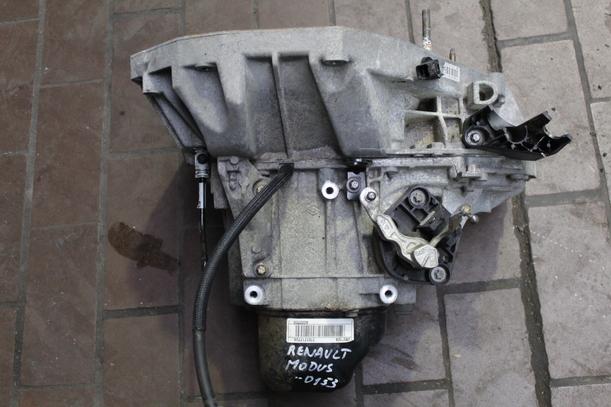 Foto: SCHALTGETRIEBE 5-GANG JR5124 eines Renault Modus 1.5 dCi LX