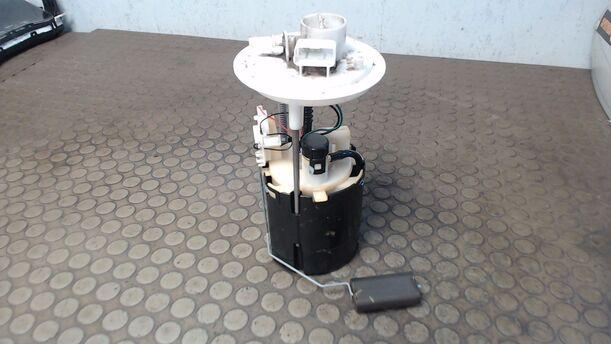 Foto: KRAFTSTOFFPUMPE eines Fiat Punto 1.2 LX