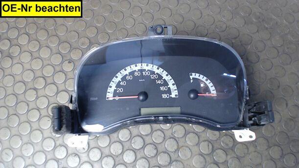 Foto: TACHOEINHEIT eines Fiat Punto 1.2 LX