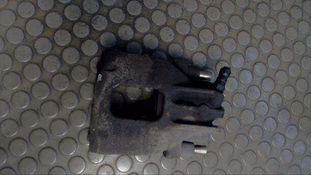 Foto: BREMSSATTEL VORN RECHTS eines Ford Focus Turnier GLX
