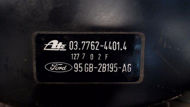 Foto: BREMSKRAFTVERSTÄRKER eines Ford Scorpio GLX