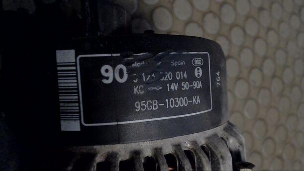 Foto: LICHTMASCHINE BOSCH eines Ford Scorpio GLX