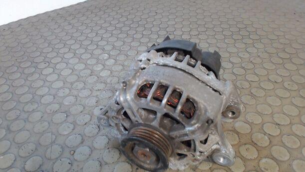 Foto: LICHTMASCHINE eines Nissan Micra 1.2 GLX