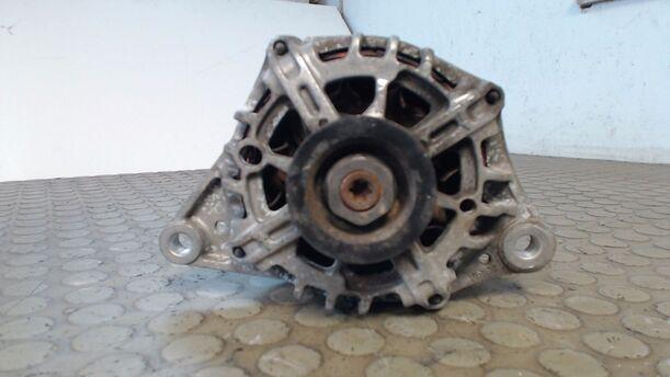 Foto: LICHTMASCHINE eines Nissan Micra 1.2 GLX