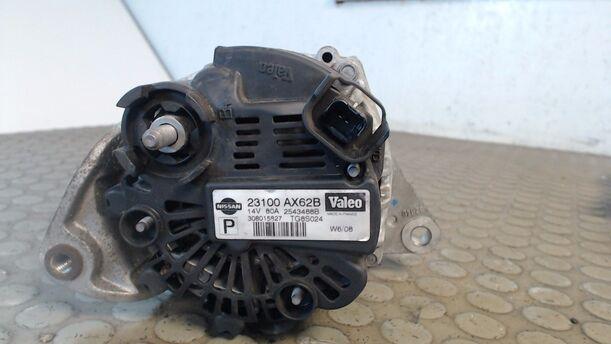 Foto: LICHTMASCHINE eines Nissan Micra 1.2 GLX
