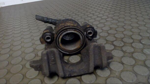 Foto: BREMSSATTEL VORN LINKS eines VW Polo GLX
