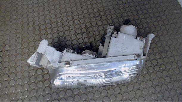 Foto: SCHEINWERFER LINKS eines Mazda 626 Comfortline