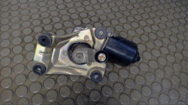 Foto: SCHEIBENWISCHERMOTOR VORN eines Mazda 626 Comfortline