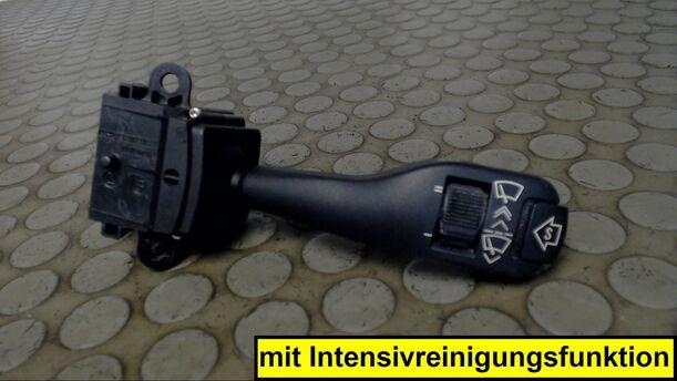 Foto: SCHEIBENWISCHERSCHALTER eines BMW 525i touring SLX