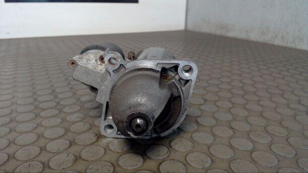 Foto: ANLASSER / STARTER BOSCH eines BMW 525i touring SLX