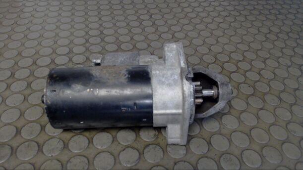 Foto: ANLASSER / STARTER BOSCH eines BMW 525i touring SLX
