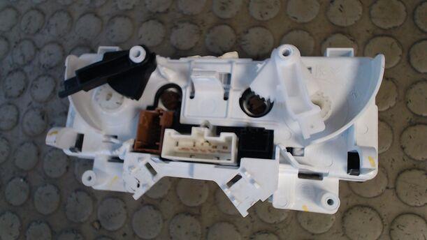 Foto: HEIZUNGSBETÄTIGUNG eines Fiat Scudo L2 (5-Si.) Comfortline
