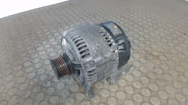 Foto: LICHTMASCHINE BOSCH 120 AMPERE eines VW Passat Variant 1.9 TDI Comfortline