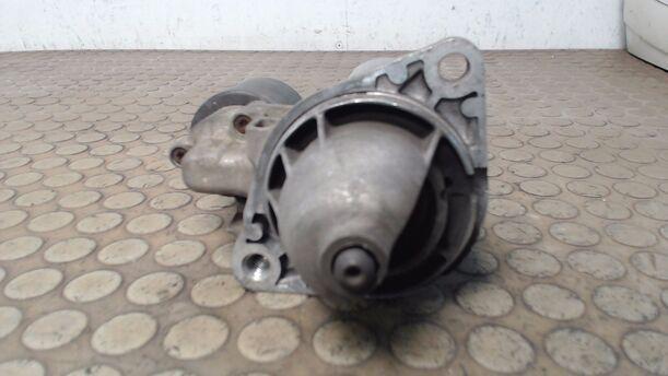 Foto: ANLASSER / STARTER BOSCH eines Saab 9-5 Kombi 2.3t SLX