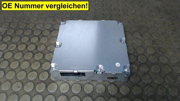 Foto: TV TUNER/ DVB-T eines VW Passat Variant 1.8 TSI Comfortline