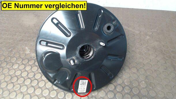 Foto: BREMSKRAFTVERSTÄRKER eines VW Passat Variant 1.8 TSI Comfortline