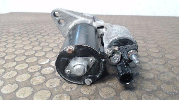 Foto: ANLASSER / STARTER BOSCH eines VW Passat Variant 1.8 TSI Comfortline